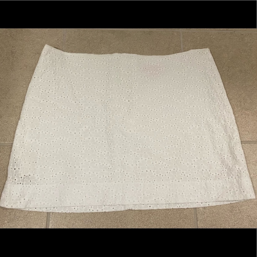 White eyelet Lilly Pulitzer skirt